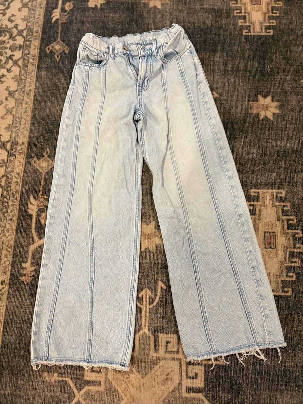 Gap Kids Light Wash Wide Leg Low Stride Jeans with Vertical Seams Size 12 Slim